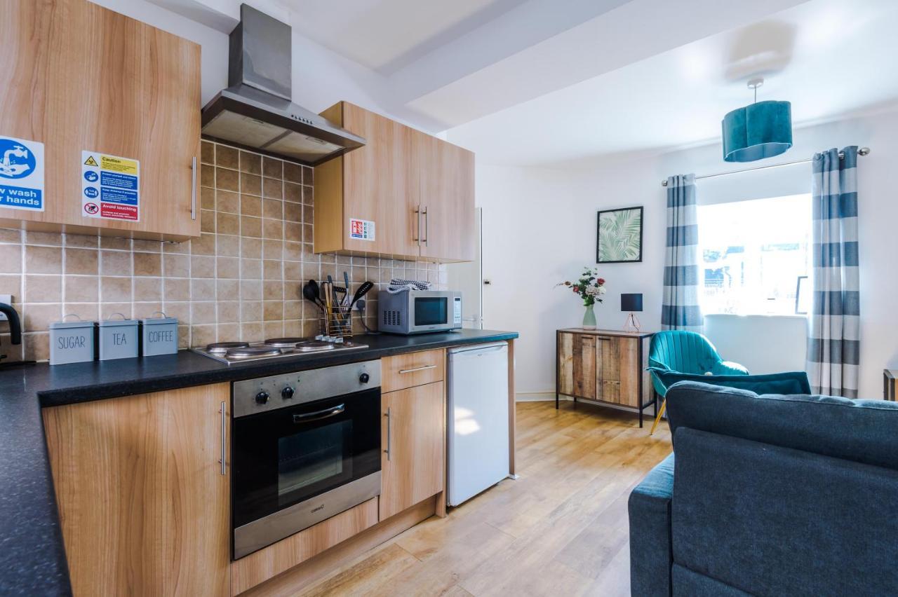 Stylish Chester City Centre Apartment By 53 Degrees Property, Ideal For Couples & Business Professionals - Sleeps 4 Kültér fotó